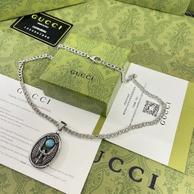 Новейшее колье Gucci из серебра в фирменном магазине Можно носить