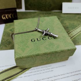 Gucci колье с крестом и цепочкой