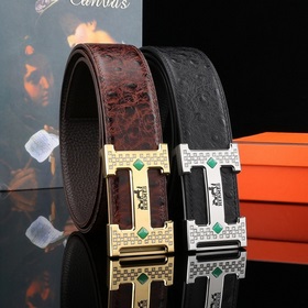 Новая модель Hermès из кожи страуса с двухсторонней отделкой. Кож