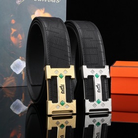 Новая модель Hermès из двухсторонней кожи первых слоев с текстуро