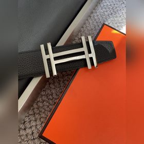 Двусторонний пояс Hermès Box/Togo из телячьей кожи с палевой пряж