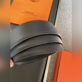 Двусторонний пояс Hermès Box/Togo из телячьей кожи с палевой пряж