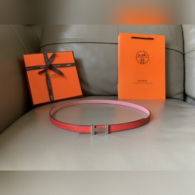 HERMES (Эрмес) Женский двусторонний пояс, аналогичный представлен