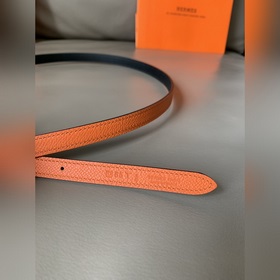 HERMES (Эрмес) Женский двусторонний пояс, аналогичный представлен
