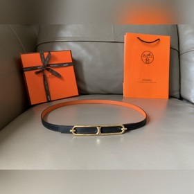 HERMES (Эрмес) Женский двусторонний пояс, аналогичный представлен