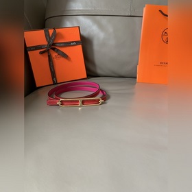 HERMES (Эрмес) Женский двусторонний пояс, аналогичный представлен
