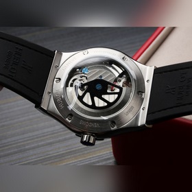 Новая модель на рынке, популярная модель Hublot Big Bang Series 