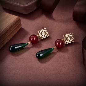 LOEWE Серьги Классический дизайн с логотипом LOEWE Anagram. Лакон