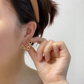 Новые серьги LOEWE с бриллиантами. Я влюбилась в них с первого вз