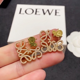 Новые серьги LOEWE с бриллиантами. Я влюбилась в них с первого вз