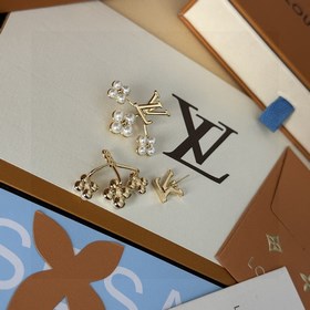 Lv Louis Vuitton 2024 ранневесенняя новинка серьги-гвоздики. Клас