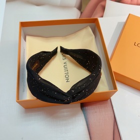LV Louis Vuitton представляет новую модную кольцо для волос, модн