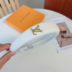 LV Louis Vuitton представляет новую коллекцию оболочек для волос