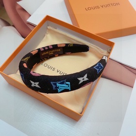 LV Louis Vuitton представляет новую модную кольцо для волос, модн