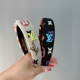 LV Louis Vuitton представляет новую модную кольцо для волос, модн