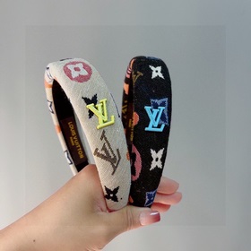 LV Louis Vuitton представляет новую модную кольцо для волос, модн