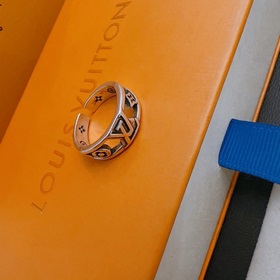 Высококачественное кольцо Louis Vuitton LV (реальные фотографии)