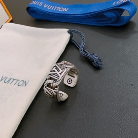 Высококачественное кольцо Louis Vuitton LV (реальные фотографии)