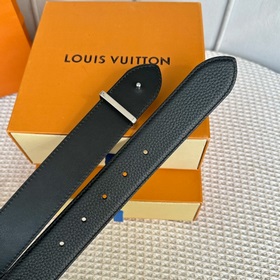 Серия Lv S-Lock, ширина 3,5 см, кожа с текстурой личи, произведен