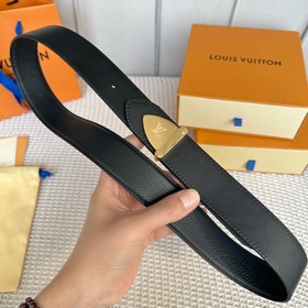 Серия Lv S-Lock, ширина 3,5 см, кожа с текстурой личи, произведен