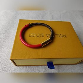 LV браслет из кожи с тиснением Louis Vuitton браслет из телячьей 