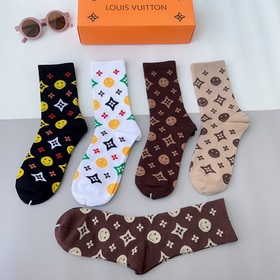 (5 пар в коробке) LV Louis Vuitton — чрезвычайно популярный товар