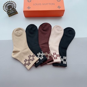 (5 пар в коробке) LV Louis Vuitton — чрезвычайно популярный товар