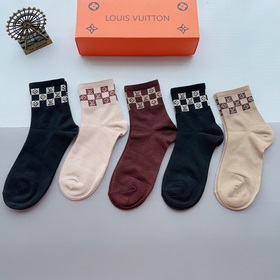 (5 пар в коробке) LV Louis Vuitton — чрезвычайно популярный товар