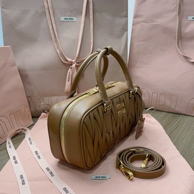 Коричневый 5BB148, новая сумка для боулинга от Miu, представлена 