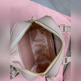 5BB123： Новая модель сумки MiuMiu «too pretty» в форме боулинга, 