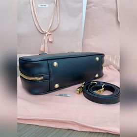 5BB148, новая сумка для боулинга от Miu, представлена официальном