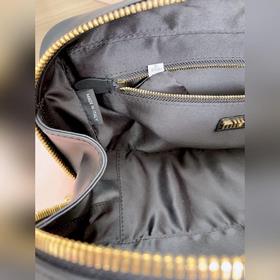 5BB148, новая сумка для боулинга от Miu, представлена официальном