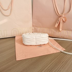 Белый  5BP228： Новая мини-сумка MiuWander от MiuMiu, изготовлена