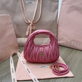 Розовый, 18 см 5BP228： Новая мини-сумка MiuWander от MiuMiu, вып