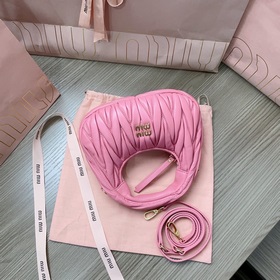 Розовый, 18 см 5BP228： Новая мини-сумка MiuWander от MiuMiu, вып
