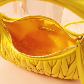 5BC125： Новая сумка MiuWander от MiuMiu, изготовлена из импортной