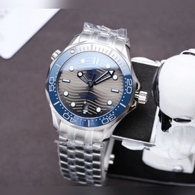 Новинка 2024 года, серия Omega Seamaster 300M с зеленым циферблат