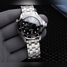 OMEGA представляет новую модель Seamaster суперсветящимся цифербл