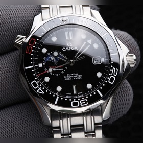 OMEGA представляет новую модель Seamaster суперсветящимся цифербл