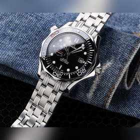 OMEGA представляет новую модель Seamaster суперсветящимся цифербл
