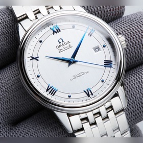 Omega De Ville Корпус： нержавеющая сталь 316L Ремешок： нержавеюща