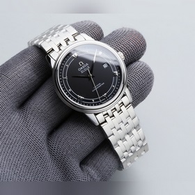 Omega De Ville Корпус： нержавеющая сталь 316L Ремешок： нержавеюща