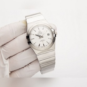 Серия Omega Double Eagle, мужская модель с оригинальным механичес