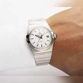 Серия Omega Double Eagle, мужская модель с оригинальным механичес