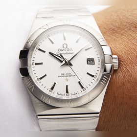 Серия Omega Double Eagle, мужская модель с оригинальным механичес