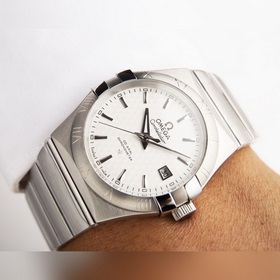 Серия Omega Double Eagle, мужская модель с оригинальным механичес