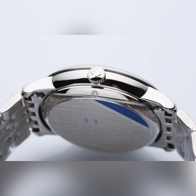 Серия Omega Seamaster, подлинная форма. Медвежонок Orbis на подхо