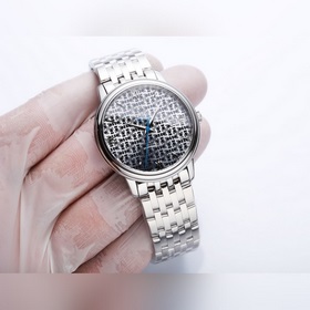 Серия Omega Seamaster, подлинная форма V-фабрики. На часах предст