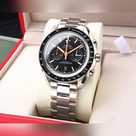 Представляем новые часы Omega Speedmaster Racing. Часы имеют 42-м