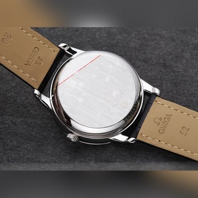Omega De Ville для пар Корпус： нержавеющая сталь 316L Ремешок： не